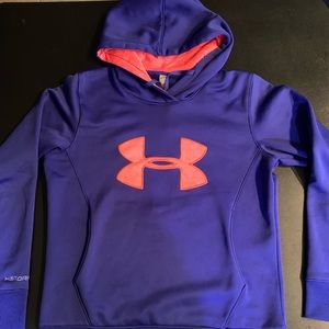 Women’s Royal blue Underarmour hoodie w/ pink details. Size medium, gently used.